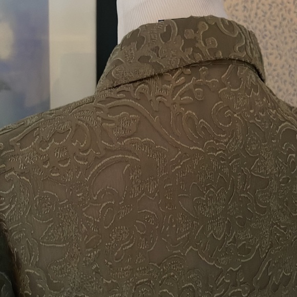 Ladies button front blouse - Picture 6 of 9